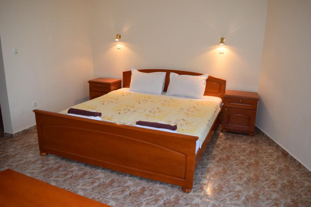 Hotel_Chris_Sveti_Vlas_Bulgaria  Air_Tour_Travel 
